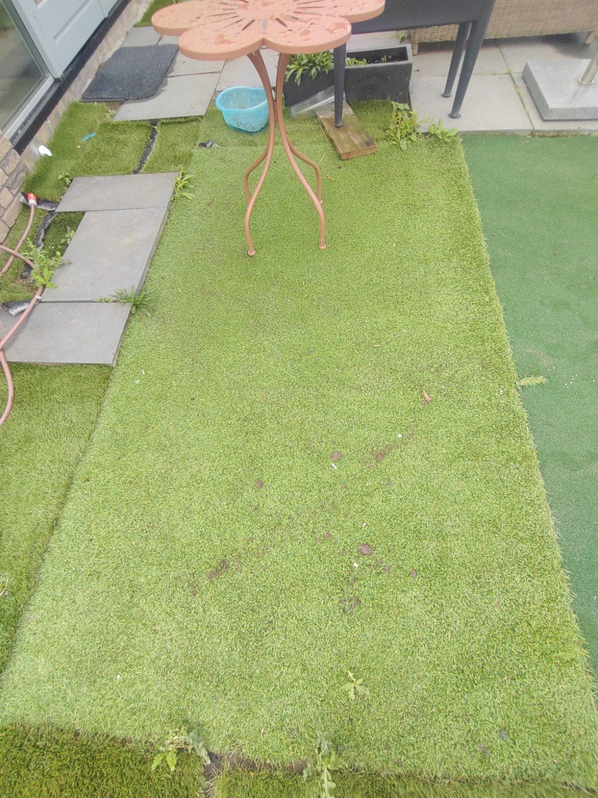 Diverse stukken kunstgras 3x2 in dezelfde kleur, Tuin en Terras, Ophalen, Zo goed als nieuw, 20 m² of meer