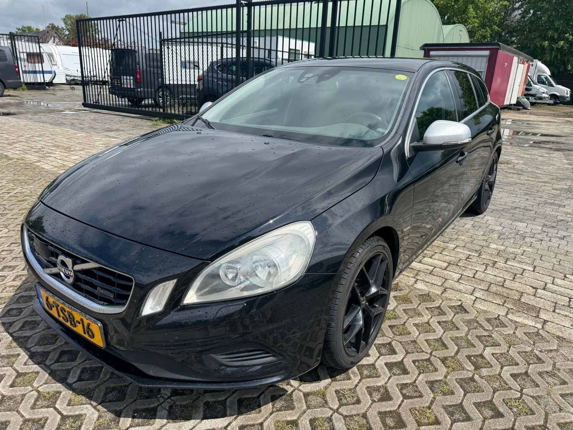 Volvo V60 2.0 D3 Summum, Euro 5, Gebruikt, 1984 cc, 1600 kg