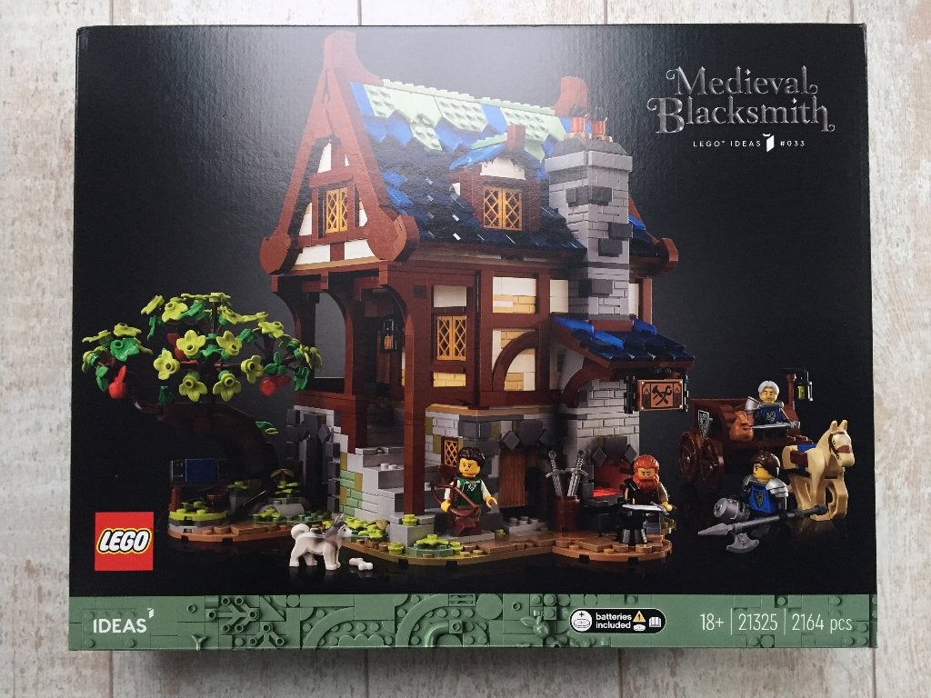 LEGO® Ideas 21325 - Medieval Blacksmith *Nieuw*, Kinderen en Baby's, Speelgoed | Duplo en Lego, Lego, Nieuw, Ophalen of Verzenden