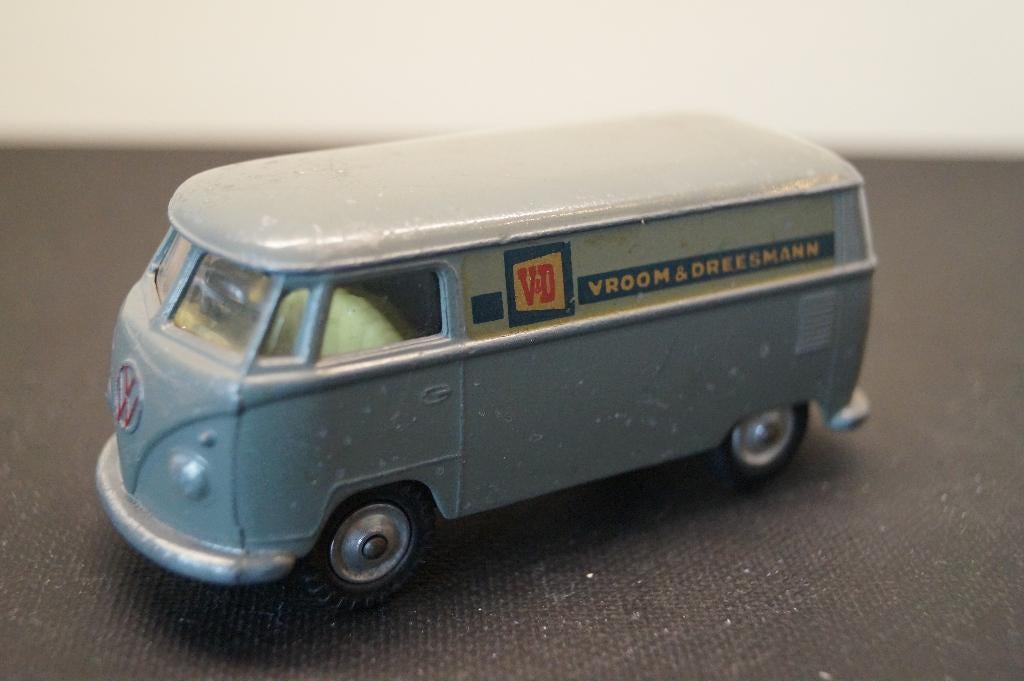 Corgi toys 435 Volkswagen T1 1962 Vroom en Dreesmann (2), Verzenden