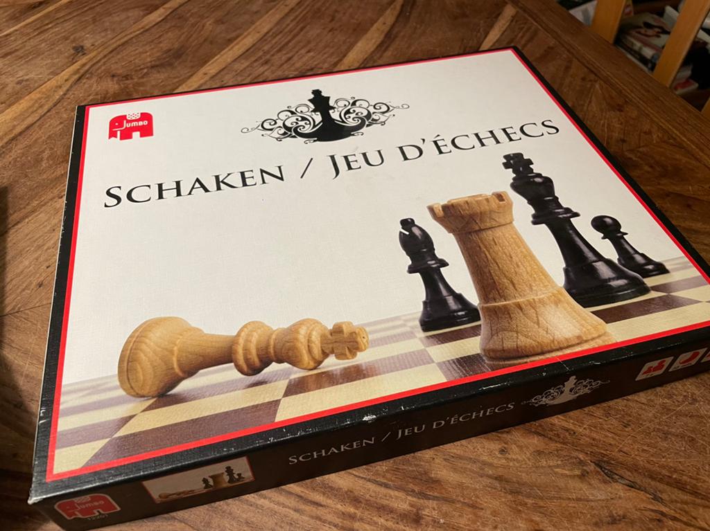 Eenvoudig maar net schaakspel met houten stukken van Jumbo, Een of twee spelers, Ophalen of Verzenden, Zo goed als nieuw