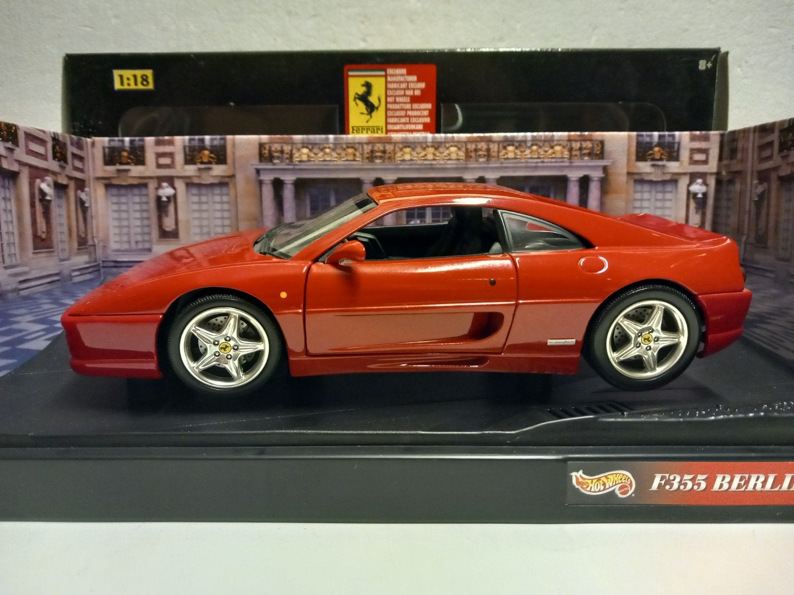 Ferrari F355 Berlinetta rood Hot Wheels metal 1:18 KRD, Ophalen of Verzenden, Zo goed als nieuw, Auto, Hot Wheels
