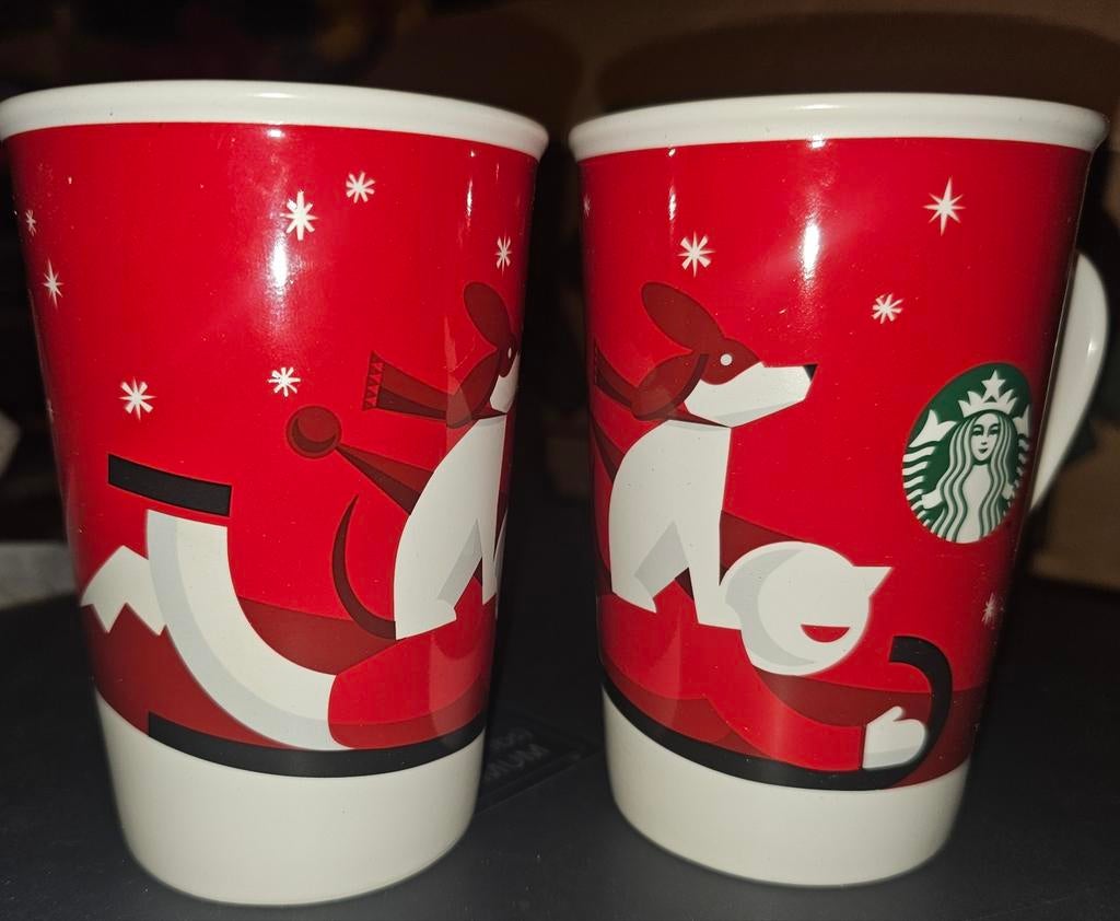 Starbucks Kerstmokken - Set van 2, Overige typen, Ophalen of Verzenden, Zo goed als nieuw, Steen/keramiek