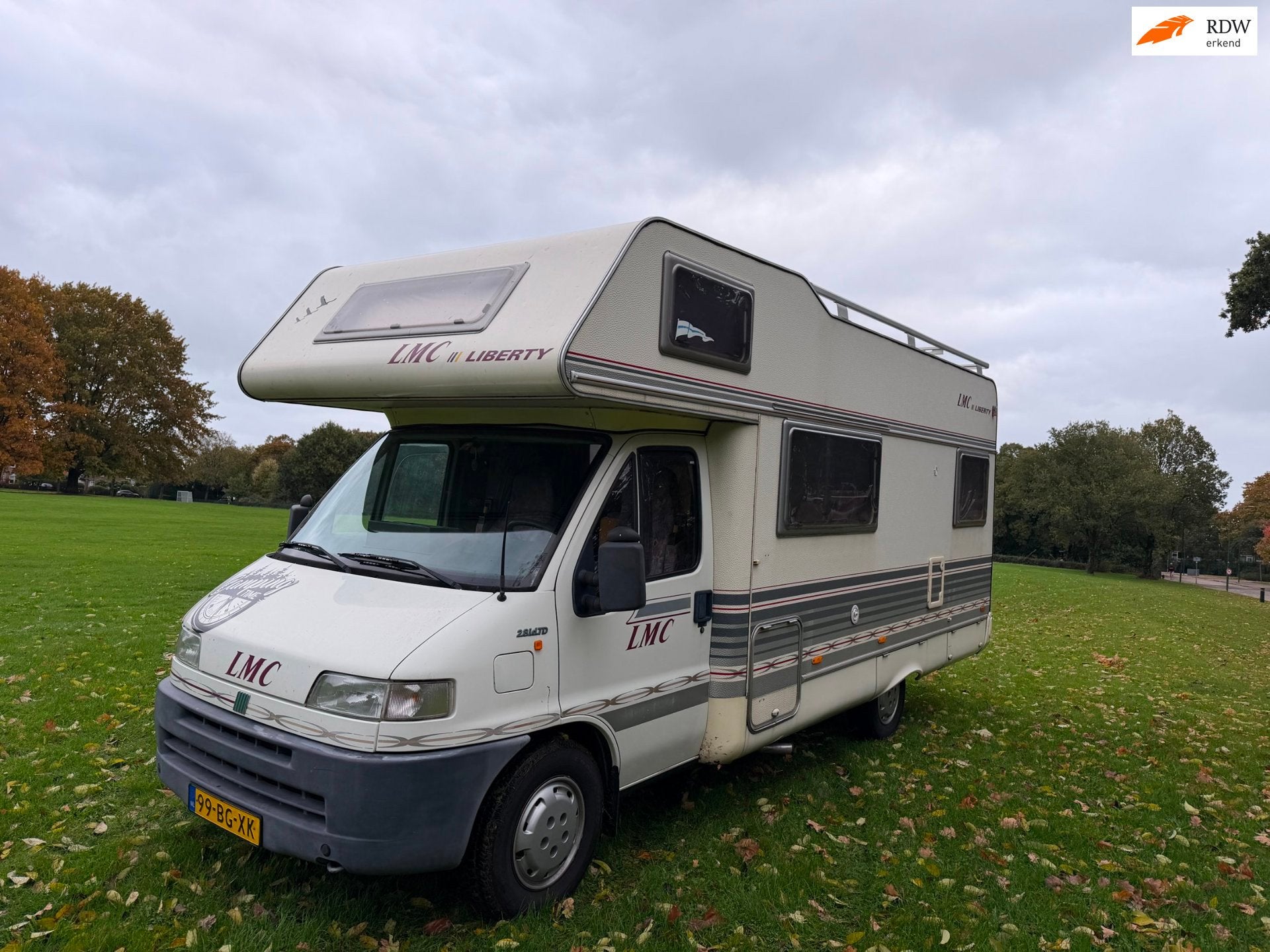 Fiat 230 2.8 jtd LMC 6 persoons alkoof /luifel /fiestendrage, Alarm, Elektrische ramen, Douche, Bedrijf