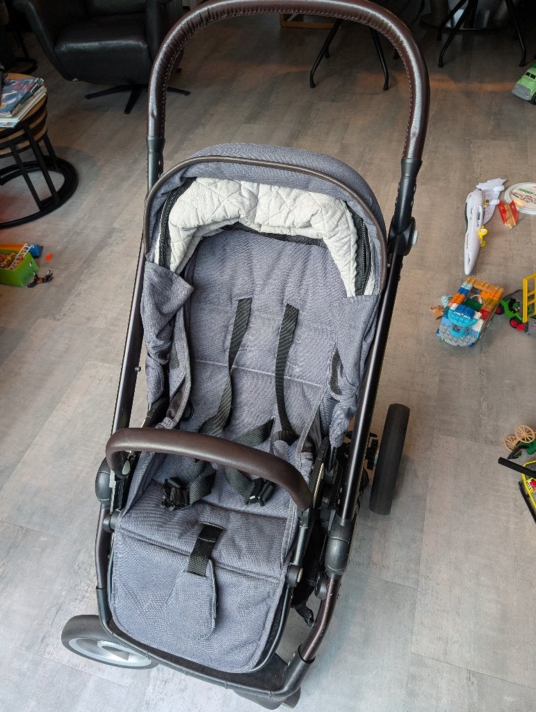 Mutsy Evo2 complete combi kinderwagen (navy blue), Ophalen, Gebruikt, Combiwagen, Mutsy