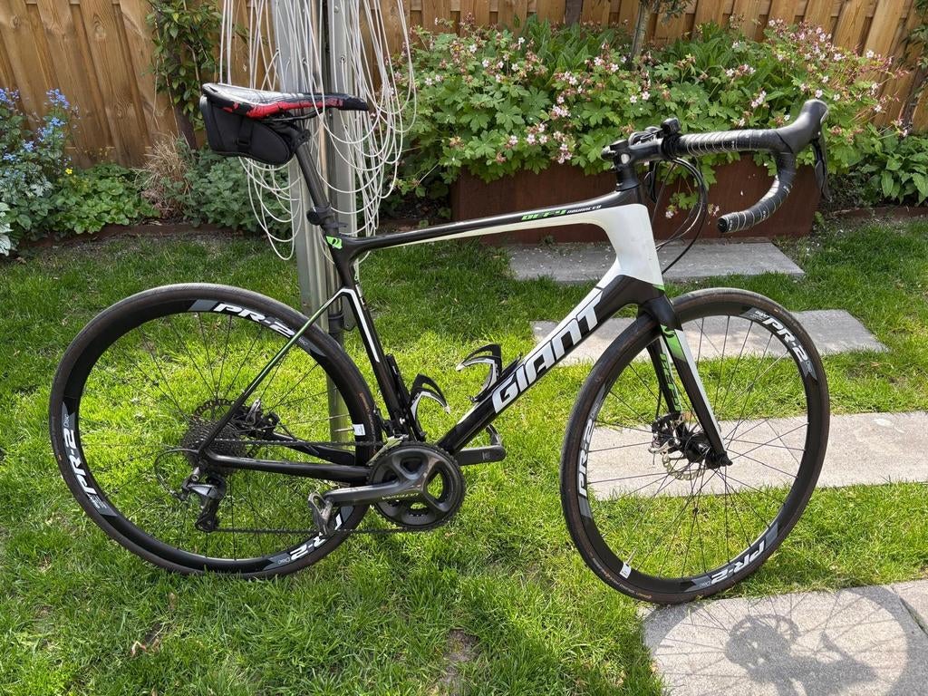 Giant defy advanced, Gebruikt, Carbon, Meer dan 20 versnellingen, 53 tot 57 cm