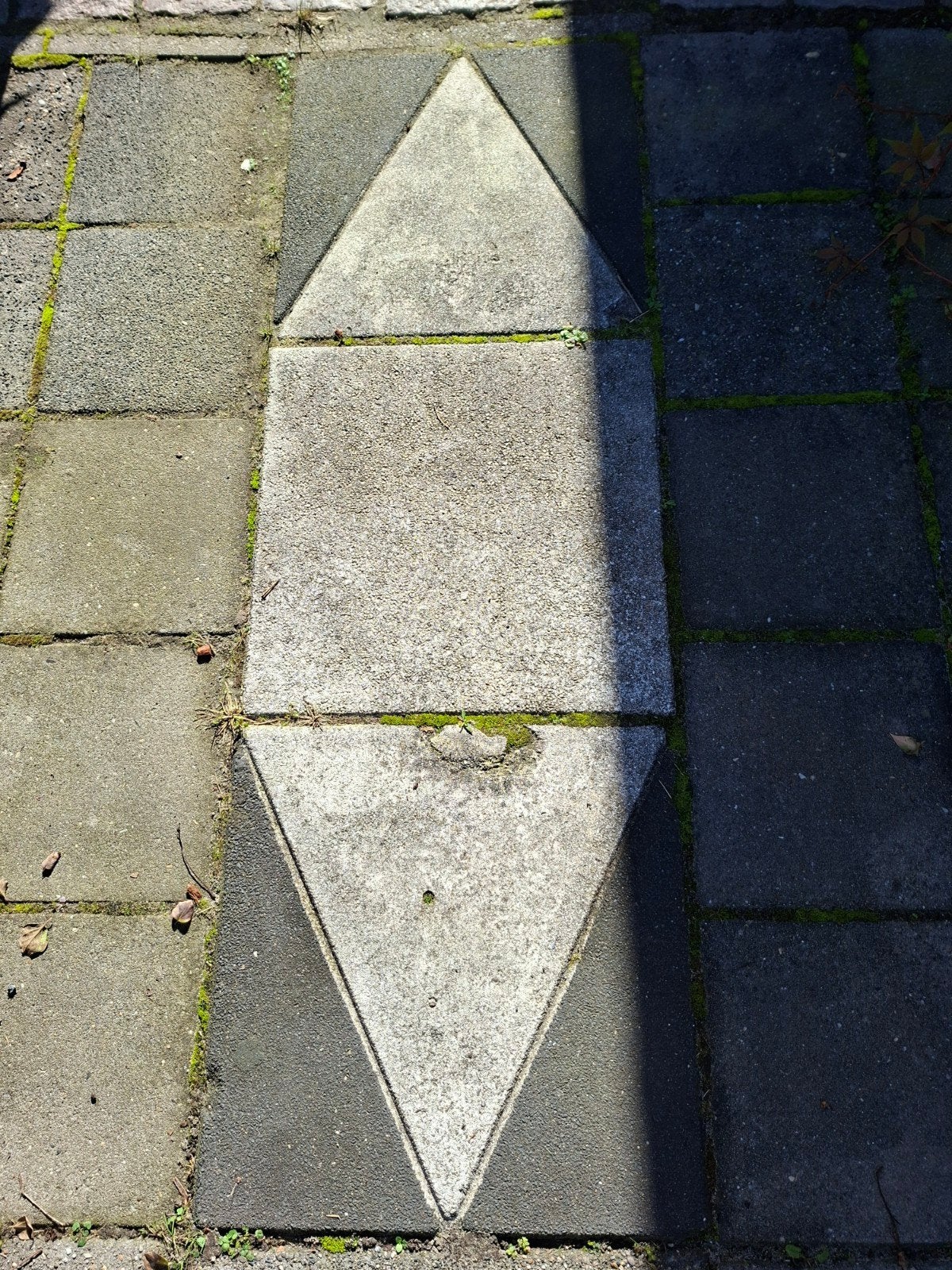 gratis 3 aparte tegels, Tuin en Terras, Ophalen, Gebruikt, Beton, Terrastegels