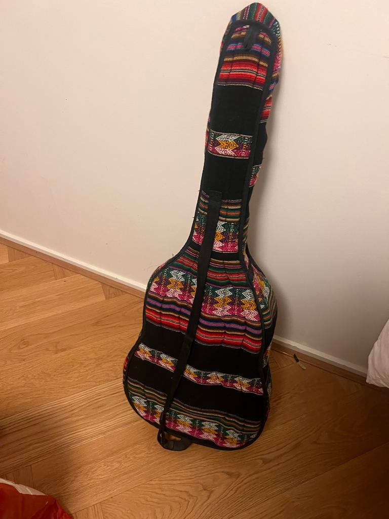 Klassieke gitaar met hoes - Gebruikt, Ophalen of Verzenden, Gebruikt, Klassieke of Spaanse gitaar, Met koffer