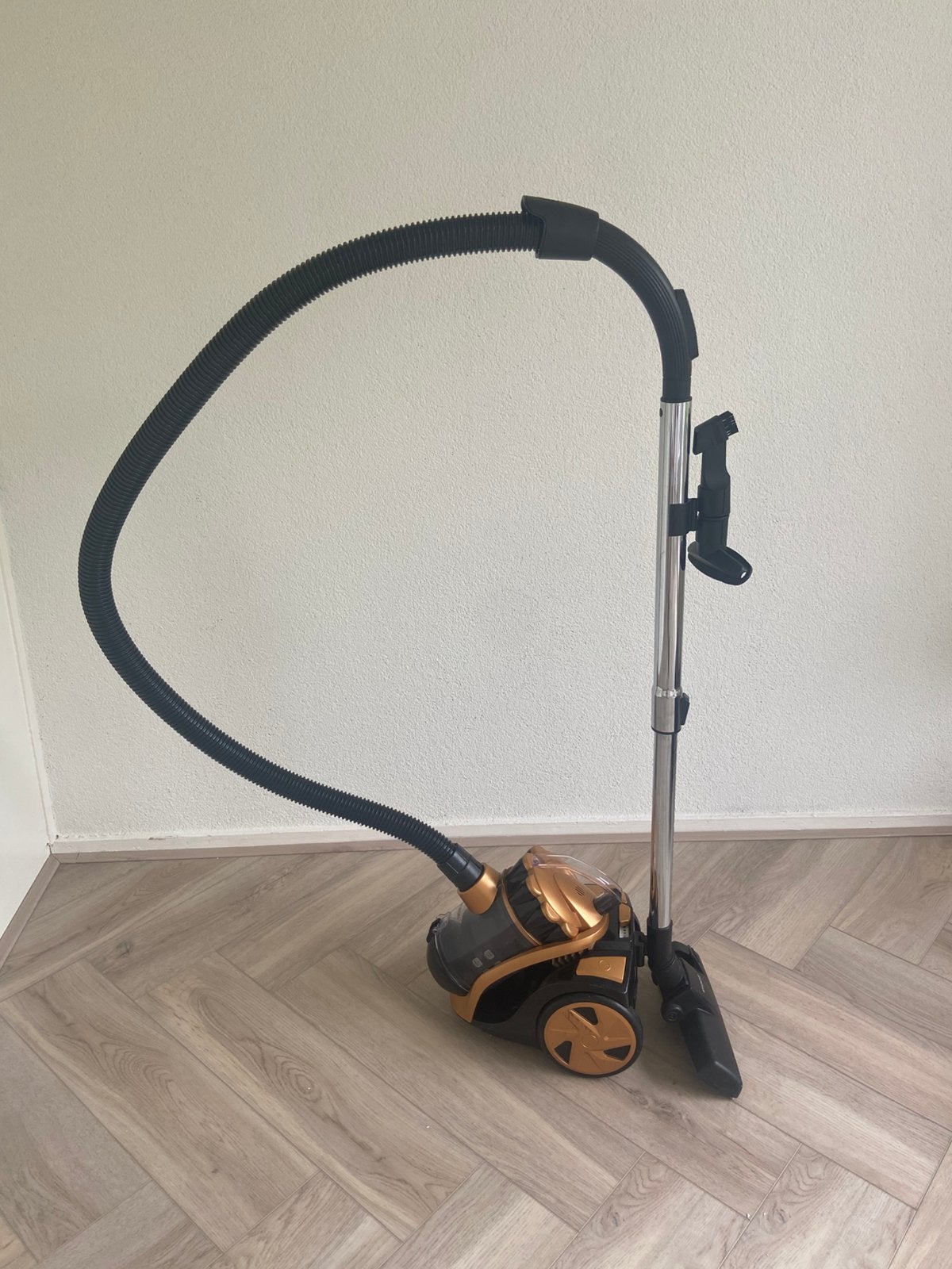 HYUNDAI Cycloon-stofzuiger 800W Vloer stofzuiger Zwart, Witgoed en Apparatuur, Stofzuigers, Verzenden, Zo goed als nieuw, Overige typen