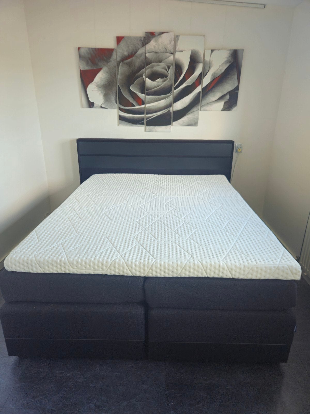 bed (springbox), Ophalen, Zwart, Tweepersoons, Zo goed als nieuw