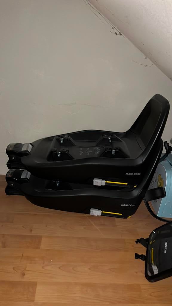 Maxicosi Rock inc 2 x isofix., Ophalen, Zo goed als nieuw, Isofix, 0 t/m 13 kg