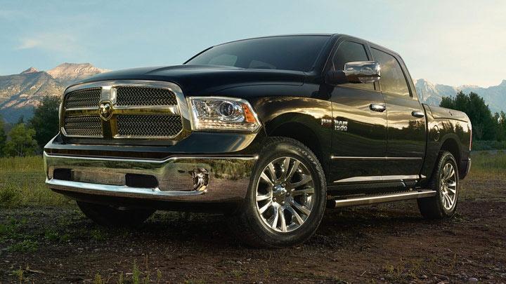 Dodge Ram 1500 VERKOOP / INKOOP / GEZOCHT / GEVRAAGD, Gebruikt, 8 cilinders, 5654 cc, Zwart