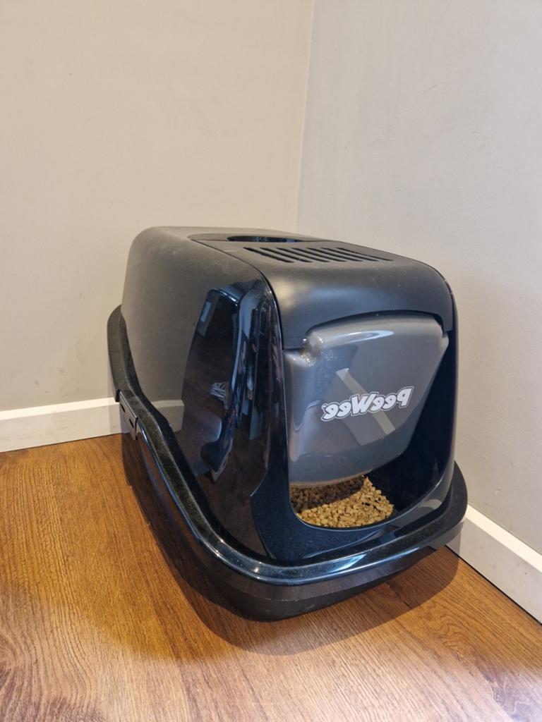 Kattenbak peewee ecohus + schepje, Ophalen, Zo goed als nieuw