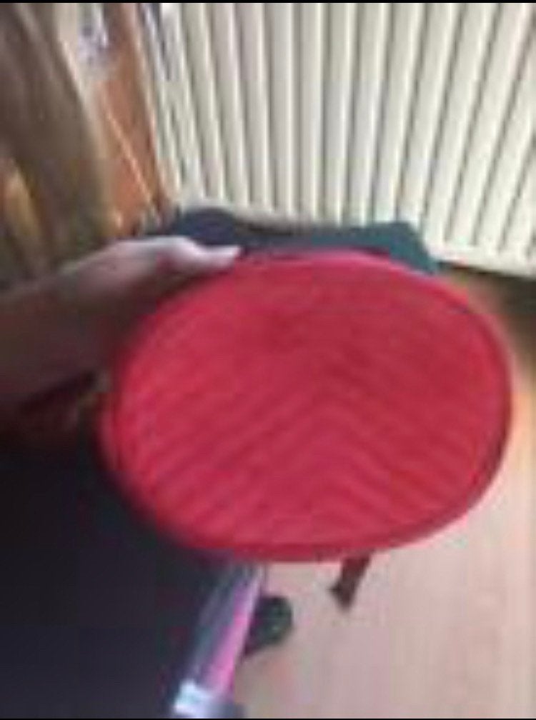 Nieuw velours rond rood heuptasje van Costes en wit Tommy H, Sieraden, Tassen en Uiterlijk, Ophalen of Verzenden