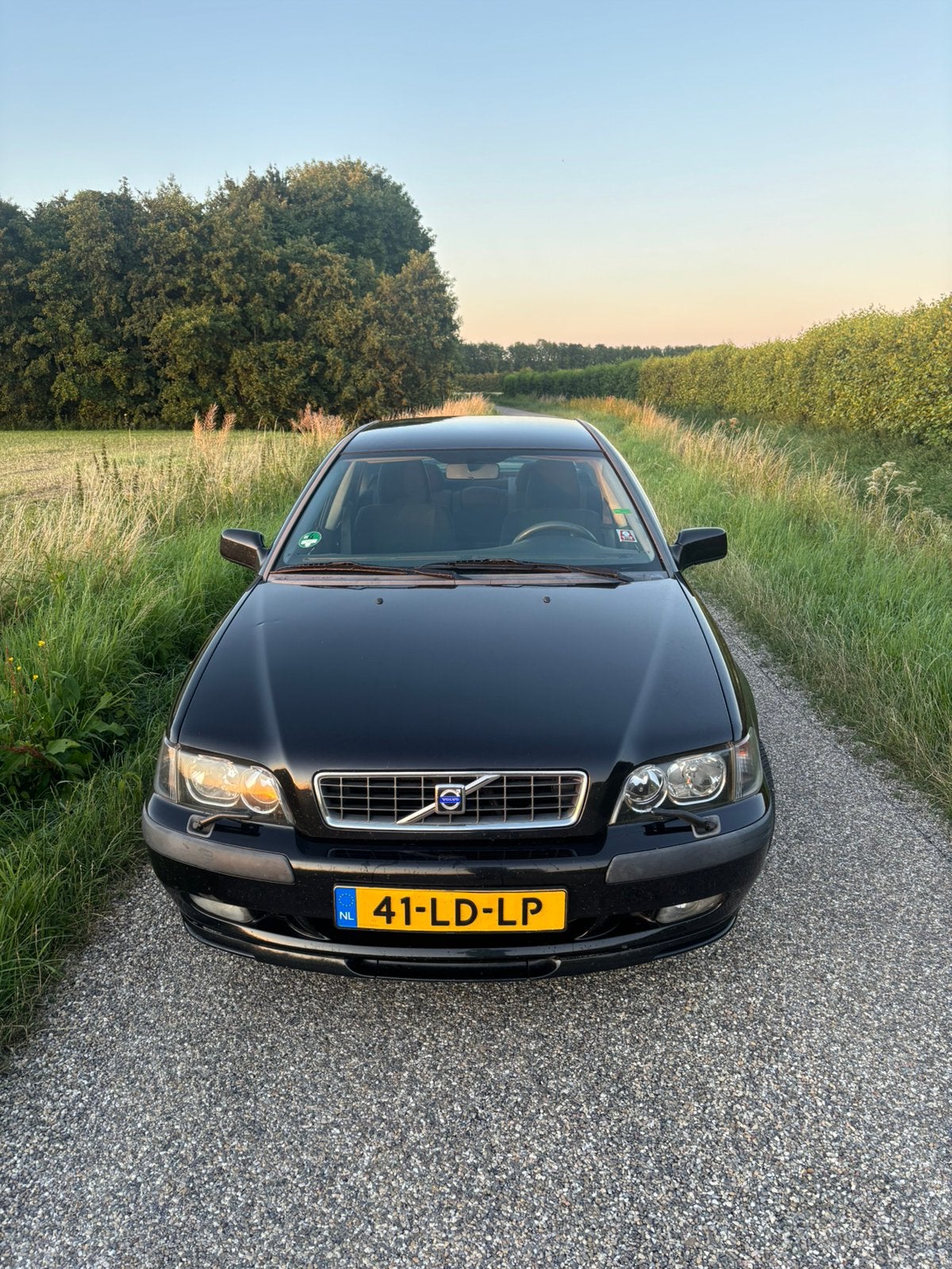 Volvo S40 1.8 2002 Zwart, 4 cilinders, Handgeschakeld, 1783 cc, Particulier