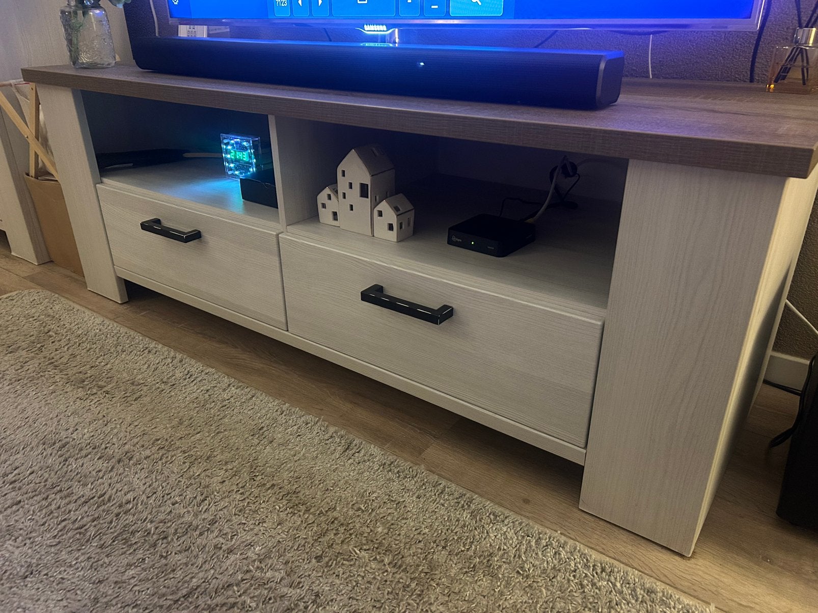 Tv meubel Cardiff, Ophalen, Zo goed als nieuw, 25 tot 50 cm, Minder dan 100 cm