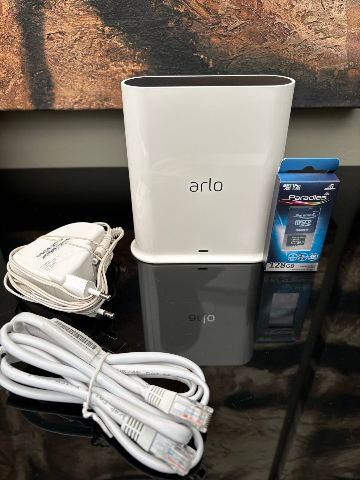 Arlo VMB5000 Basisstation Modem met 128GB MicroSD, Ophalen of Verzenden, Zo goed als nieuw, Router met modem