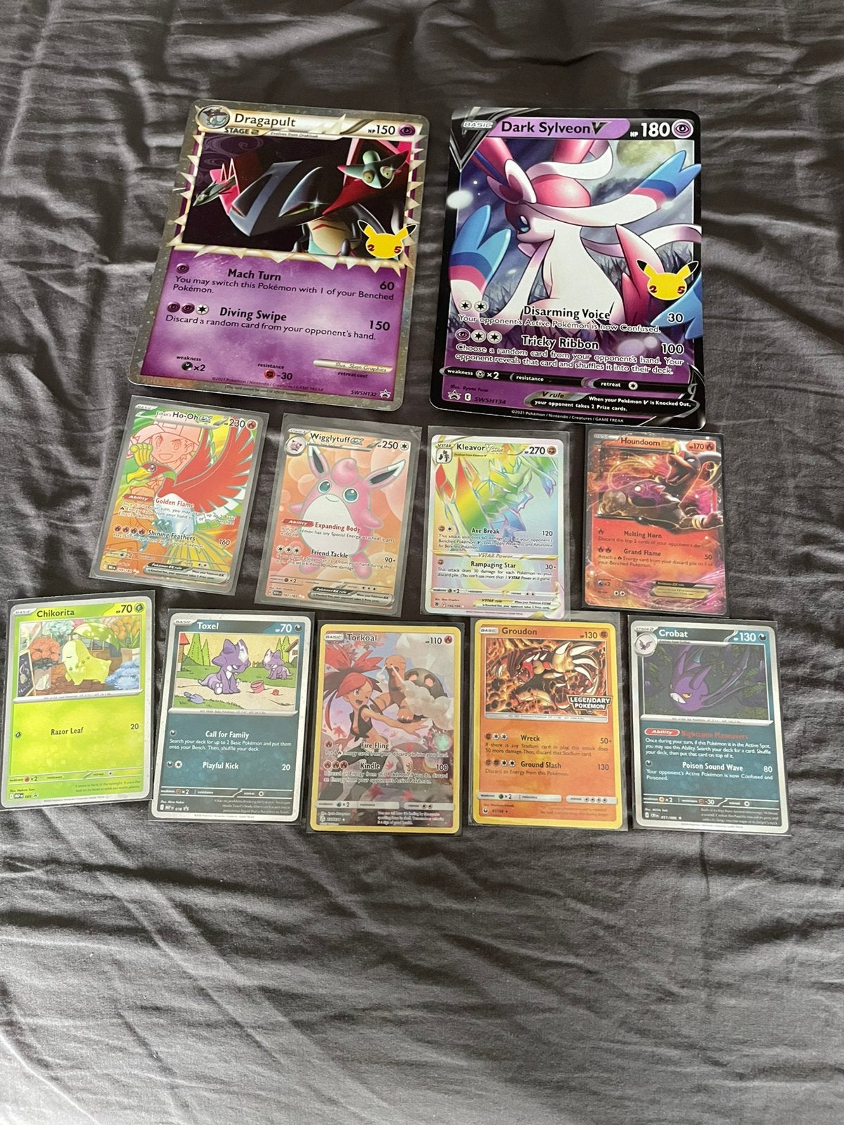 9 leuke hitjes en 2 grote pokemon kaarten, Ophalen of Verzenden, Nieuw, Meerdere kaarten