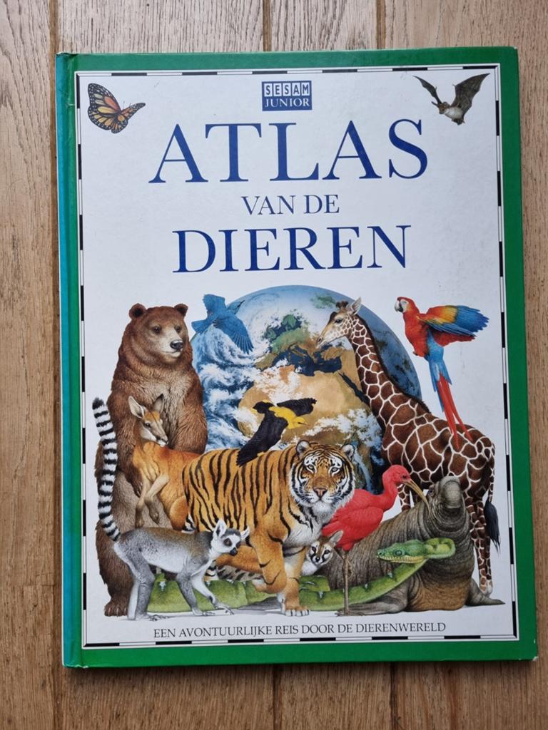 Atlas van de dieren, Sesam Junior 978902469080, Boeken, Atlassen en Landkaarten, Gelezen, Overige atlassen, Wereld, 1800 tot 2000