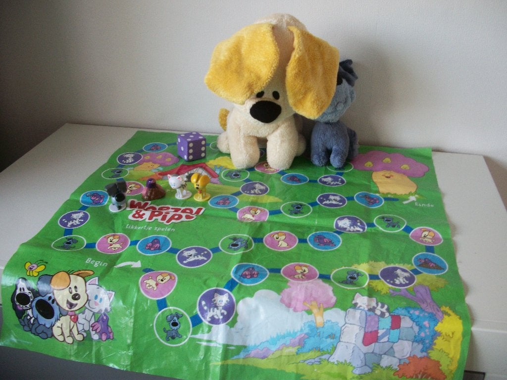 Woezel en Pip knuffel en Spel met Woezel Pip Buurpoes netjes, Ophalen of Verzenden, Zo goed als nieuw