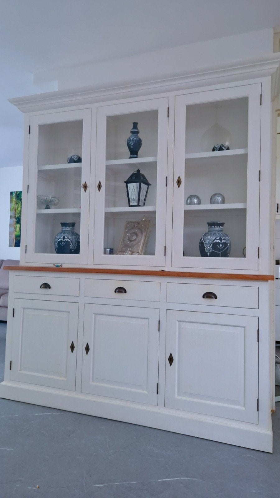 Wit dressoir kastje met vitrine en lades, Gebruikt, 150 tot 200 cm, Met lade(s), Overige houtsoorten