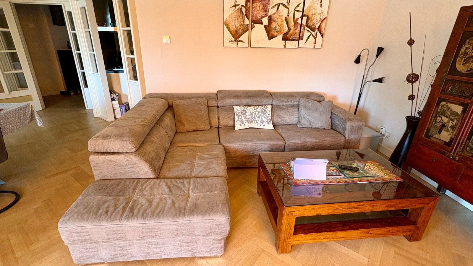 Comfortabele hoekbank met verstelbare hoofdsteunen, Ophalen, 250 tot 300 cm, Gebruikt, 100 tot 125 cm