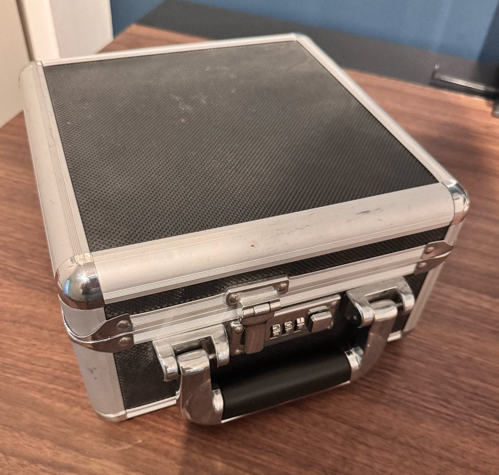 Compacte Munitie/Safe Case – Aluminium + Cijferslot, Ophalen, Gebruikt, Slot, Minder dan 50 cm