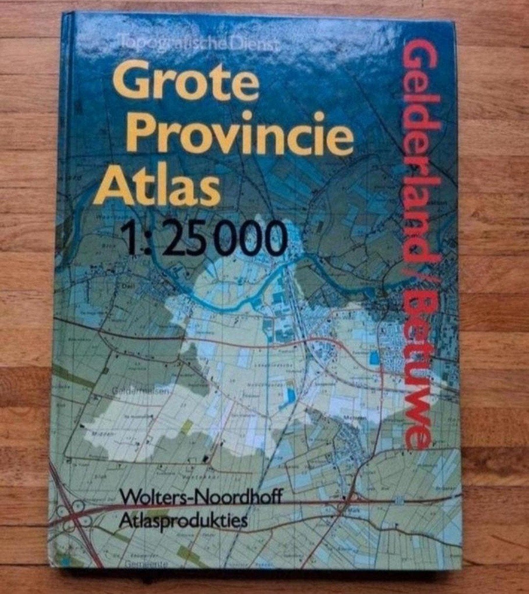 Grote provincie atlas gelderland betuwe
Wolters noordhoff at, Ophalen of Verzenden, 1800 tot 2000, Nederland, Landkaart