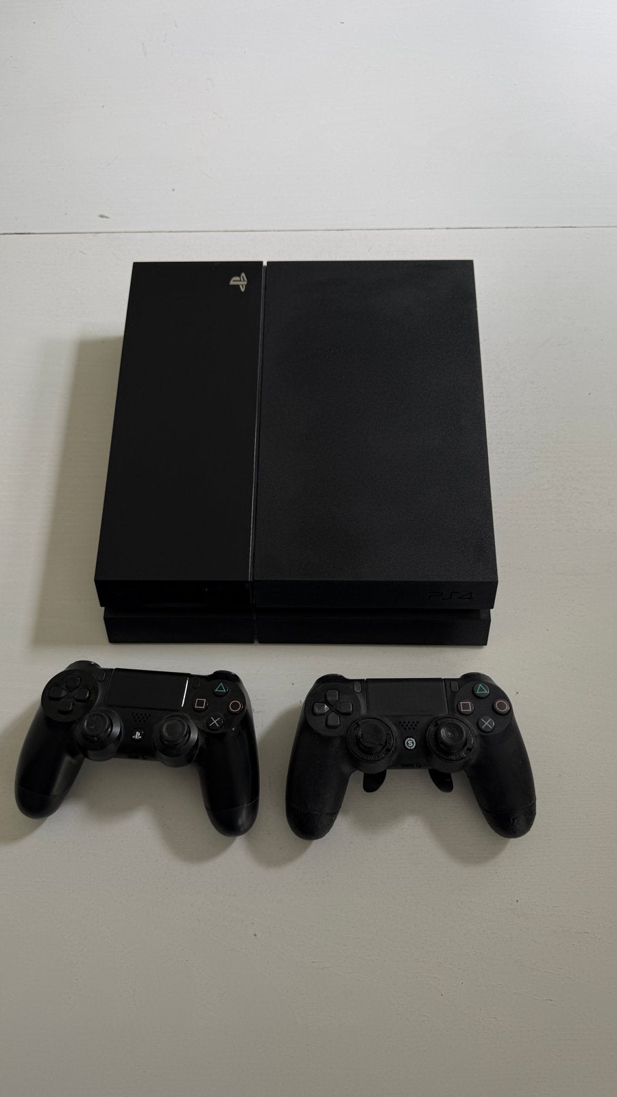 PS4 Original met 2 controllers - Gebruikt, Spelcomputers en Games, Spelcomputers | Sony PlayStation 4, Ophalen, Gebruikt, Met 2 controllers