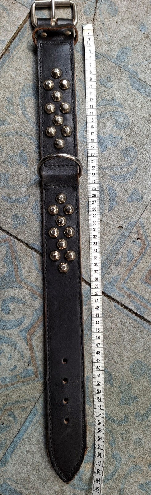Lederen zwarte halsband 50/60 x 5, Dieren en Toebehoren, Ophalen of Verzenden, Zo goed als nieuw