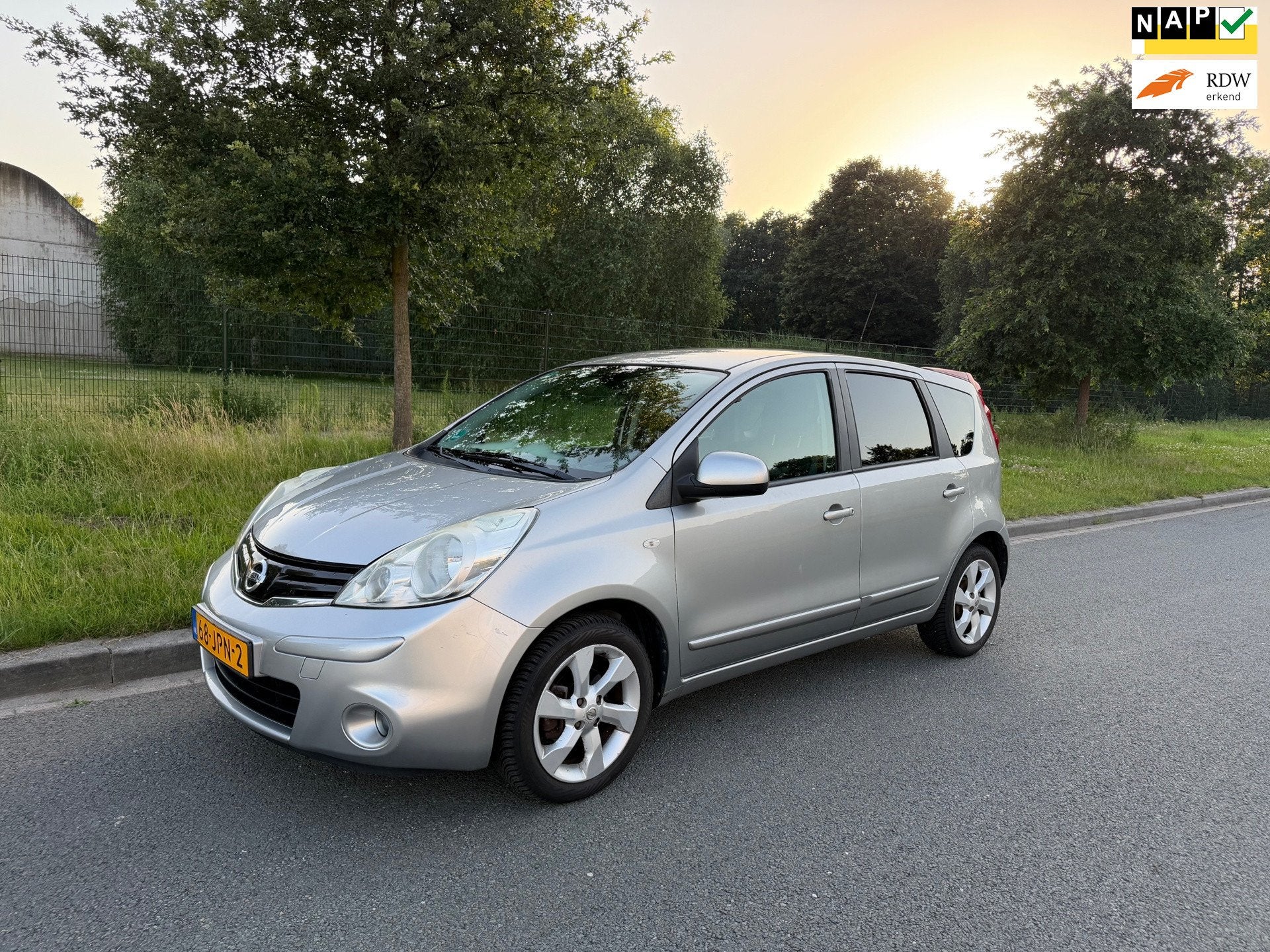 Nissan Note 1.4 Acenta ijskoud airco cruise controle, Voorwielaandrijving, Gebruikt, 4 cilinders, 49 €/maand