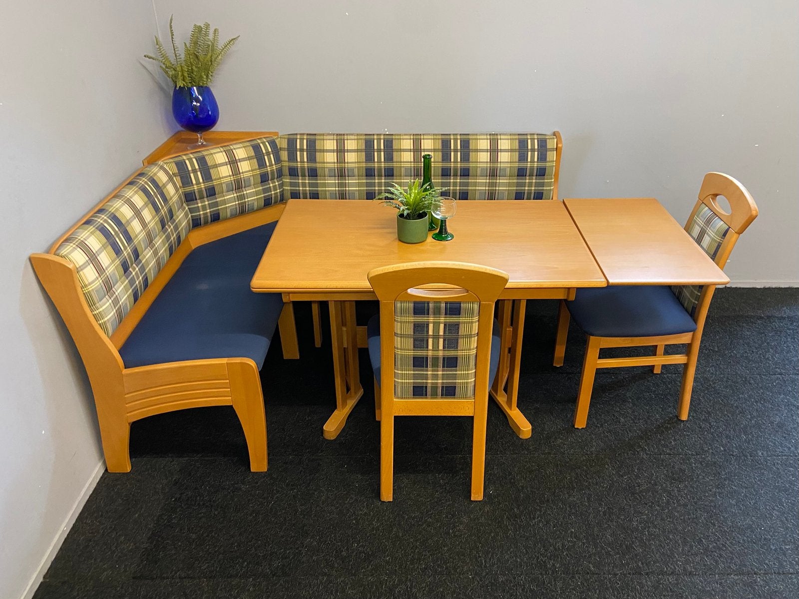 Sale! Echte Duitse eethoek Oostenrijkse hoekbank zithoek, Ophalen, Duitsland gezellig oostenrijk compact ruimtebesparend, Zo goed als nieuw