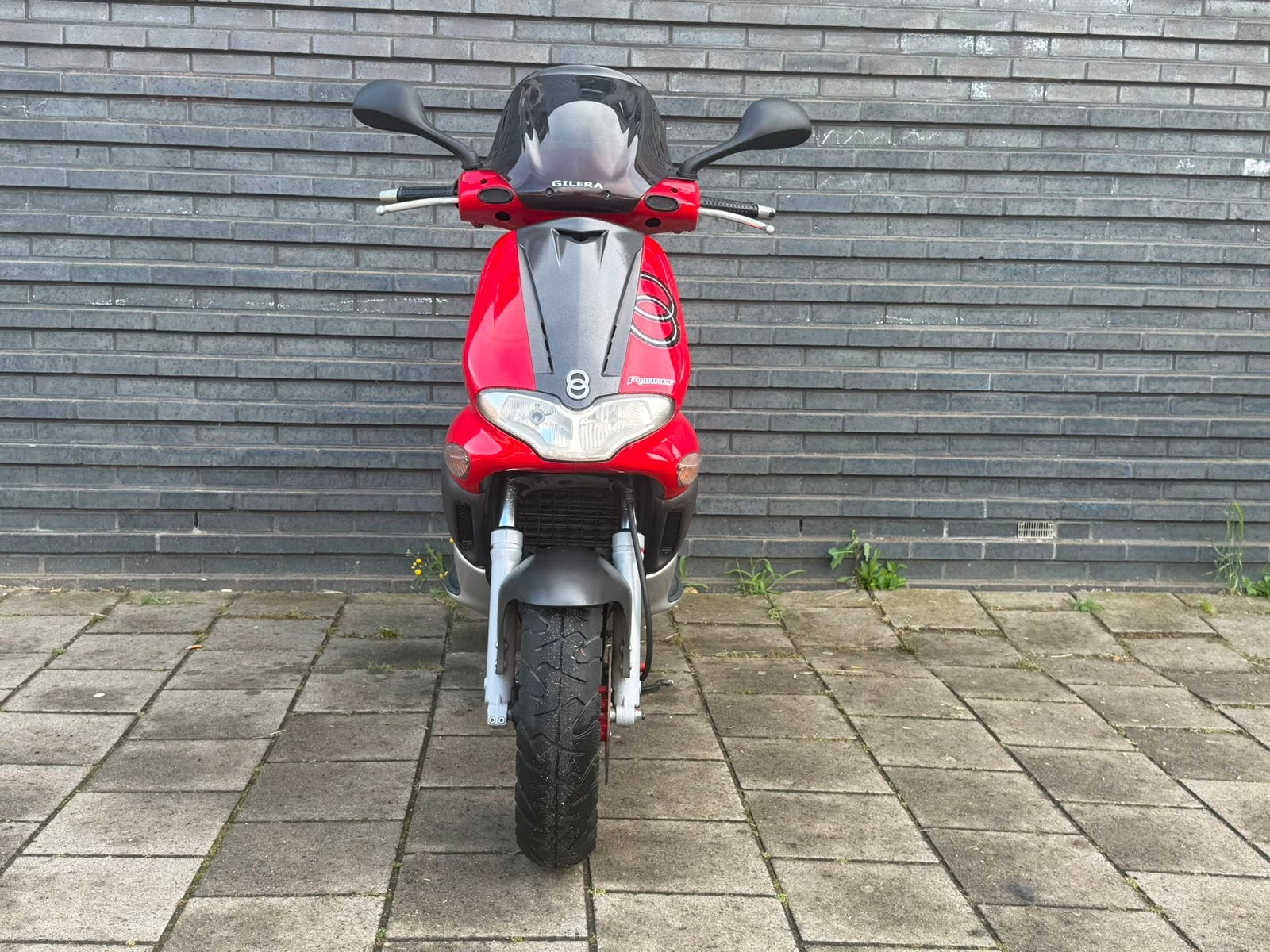 Gilera runner sp pro 125 180 125cc 180cc, Fietsen en Brommers, Scooters | Piaggio, Zo goed als nieuw, Overige modellen, Benzine