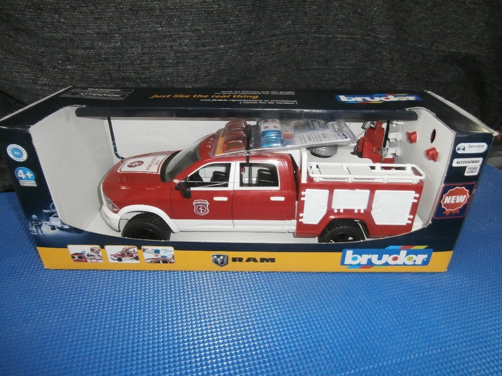 Bruder RAM 2500 brandweerwagen met waterkanon nieuw, Ophalen, Nieuw