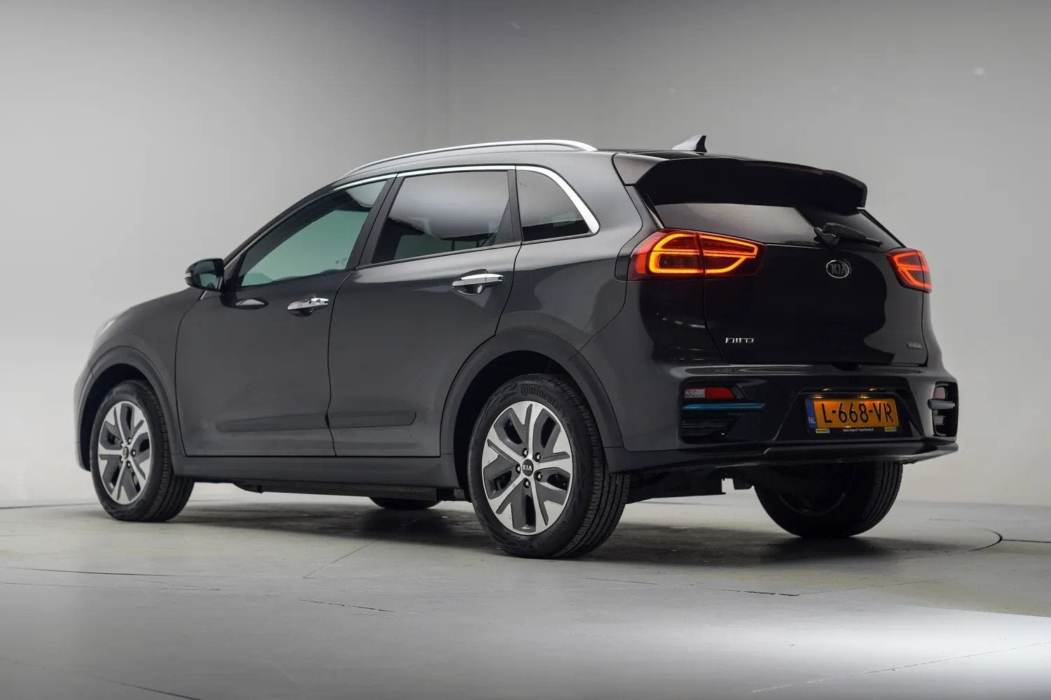 Kia e-Niro DynamicPlusLine 64 kWh [ Schuifdak Leder Camera J, Automaat, 0 cilinders, Gebruikt, 1712 kg