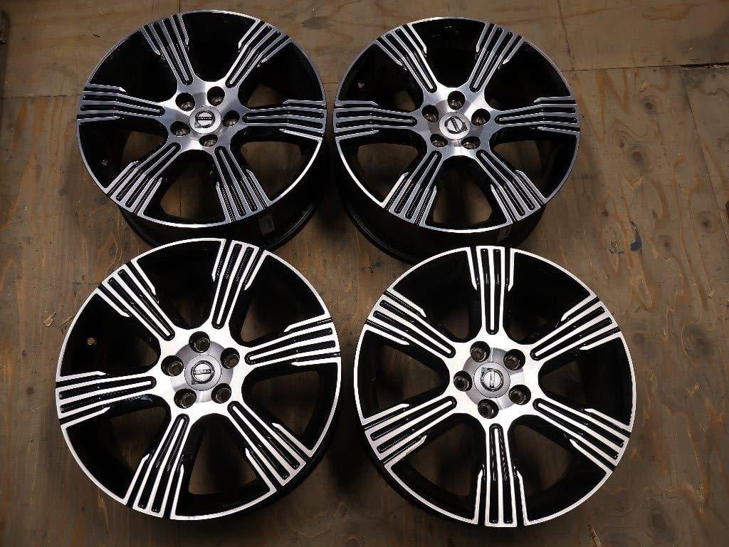 18 inch Originele Volvo velgset (31471552) Adv.8, Ophalen, 18 inch, Gebruikt, *