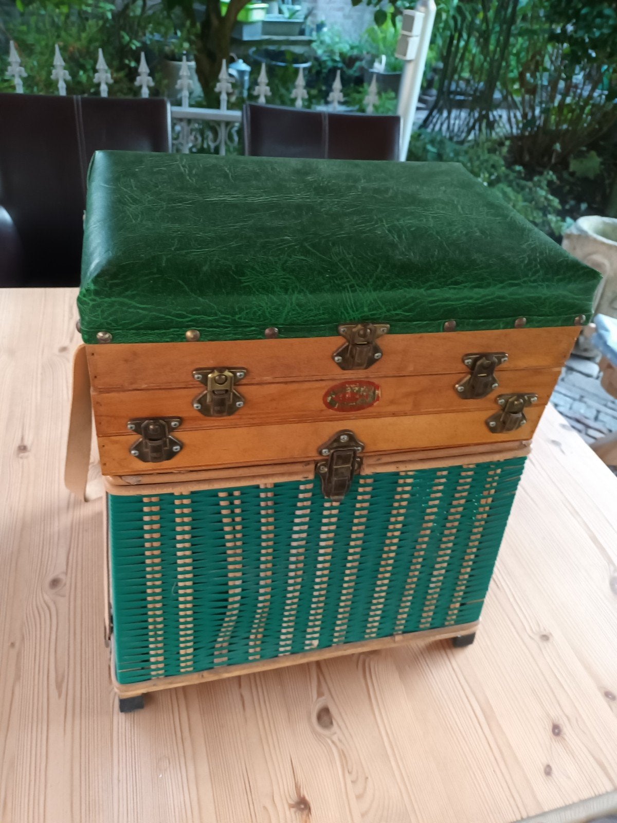 Vintage Eurosporta Eurofish viskoffer / zitkist, Ophalen