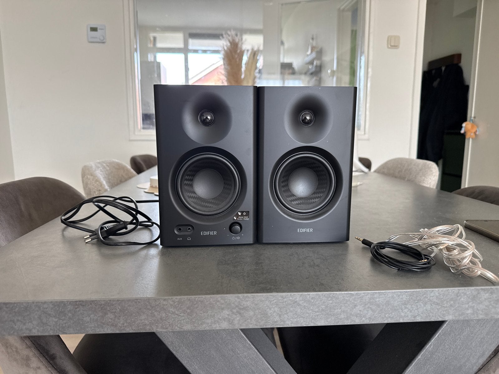 Edifier MR4 Studio Monitoren - Zwart, Ophalen, Studiomonitor, Zo goed als nieuw, AUX-ingang