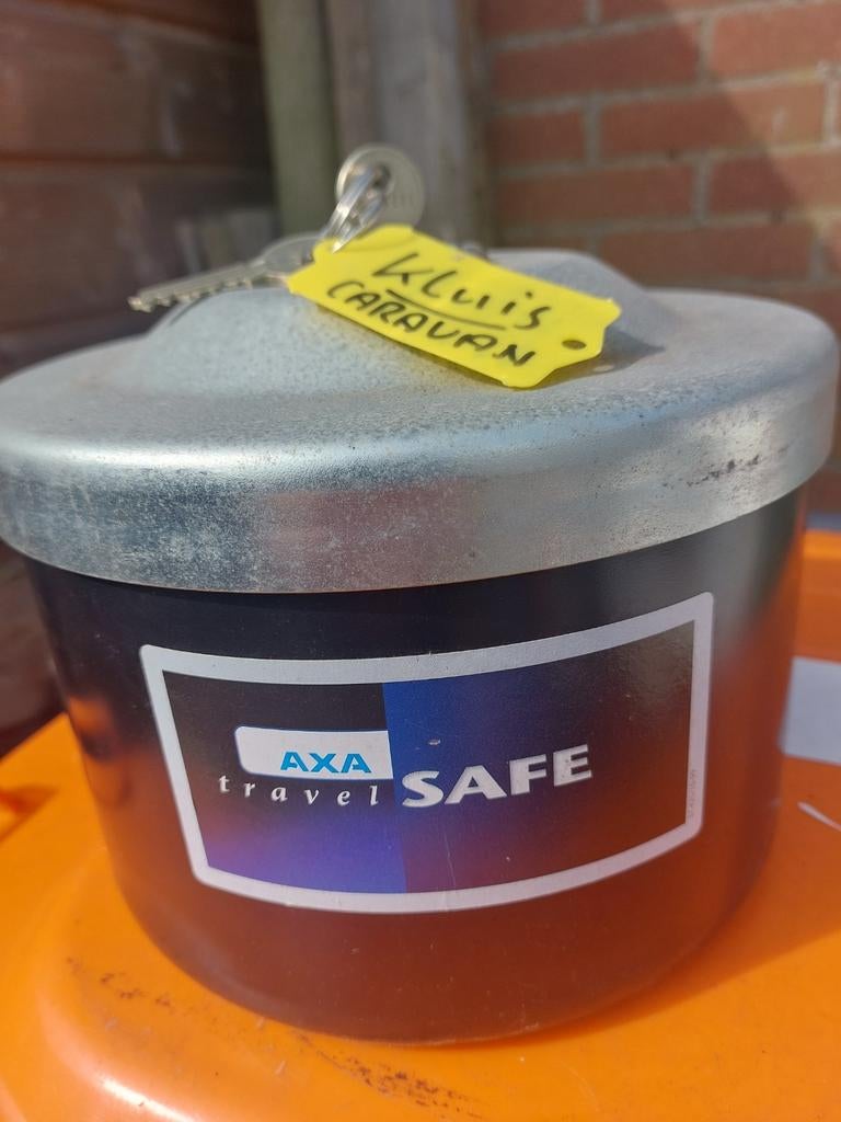 AXA Travel Safe kluisje, Caravans en Kamperen, Ophalen