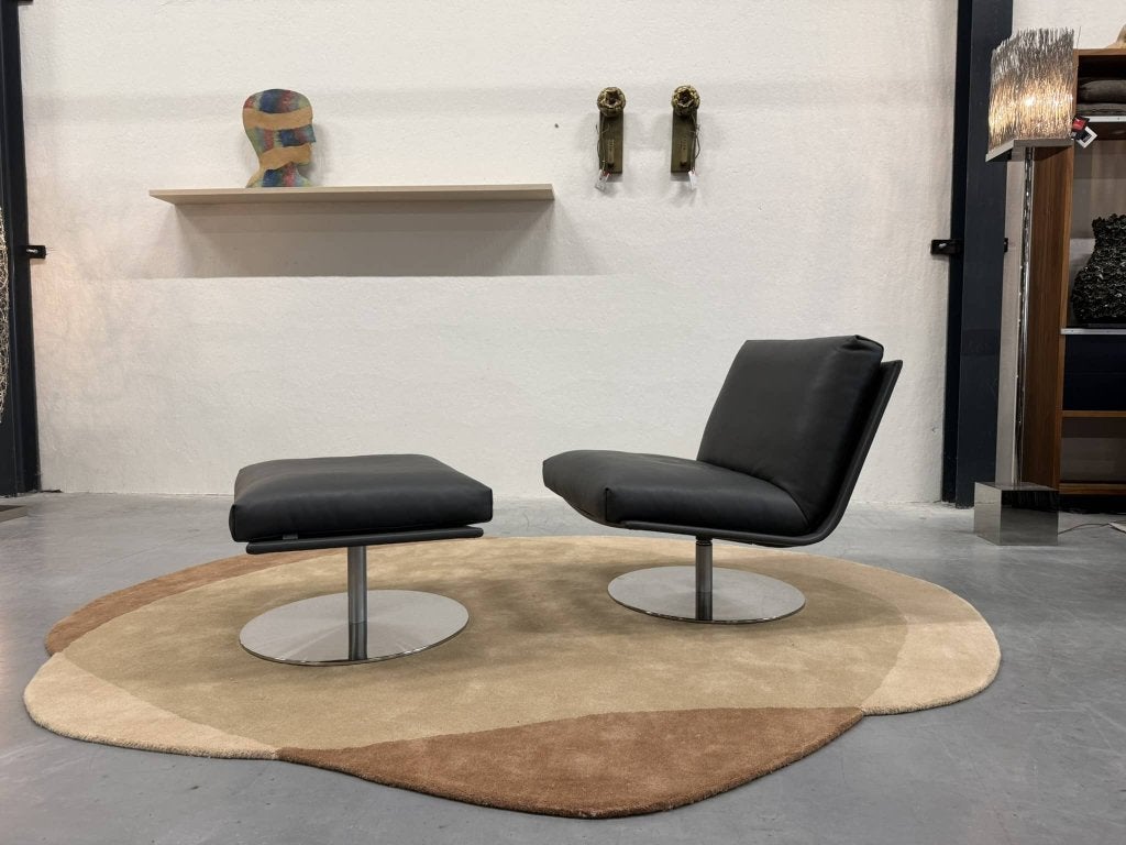 Nieuw Leolux Kudo Fauteuil met poef leer design stoel, Leolux, Info@leolux.nl, Nieuw, Ophalen of Verzenden
