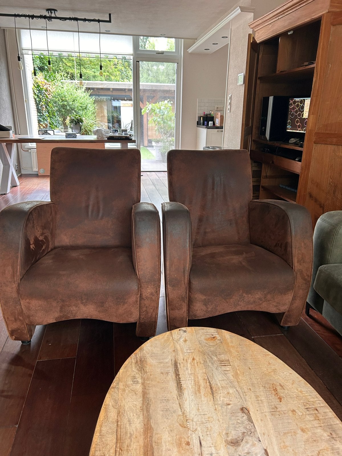 Gratis af te halen tot 25 juli Twee comfortabele fauteuils, Ophalen, Gebruikt, Minder dan 75 cm, Stof