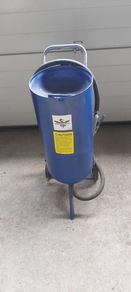 Zandstraalketel Straalketel 30L, Doe-het-zelf en Verbouw, Compressors, 25 tot 100 liter, Ophalen, Zo goed als nieuw, Mobiel