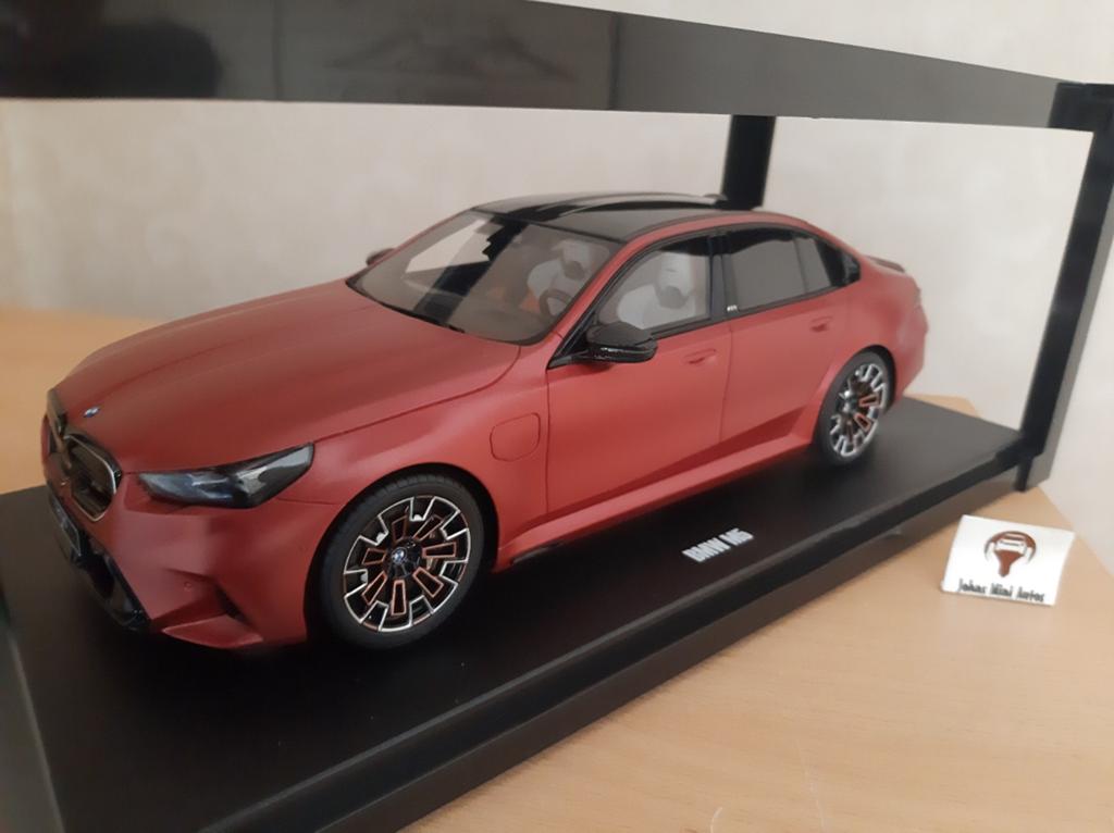 BMW M5 2025 Peable Beach Frozen Orange Metall GT Spirit 1:18