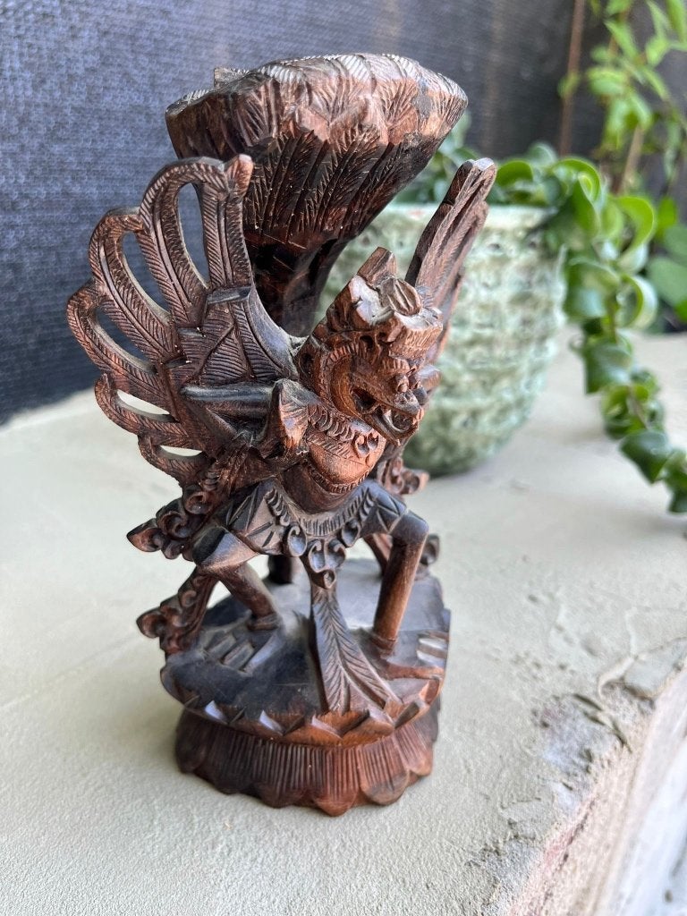 Hindoeistische houtsnijwerk Garuda god beeld, Overige onderwerpen, Minder dan 20 cm, Ophalen of Verzenden, Beeld