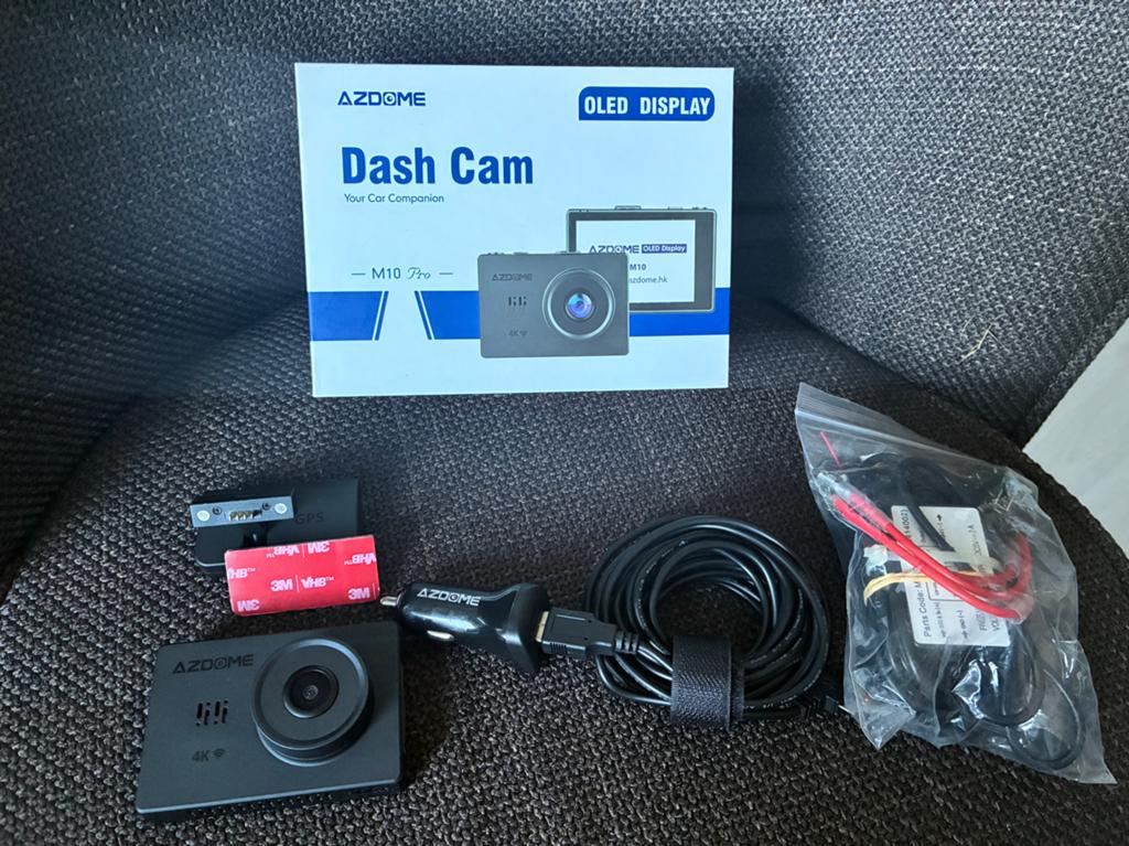 AZDOME M10 Pro Dashcam 4K OLED + Hardwire kit, Ophalen, Gebruikt