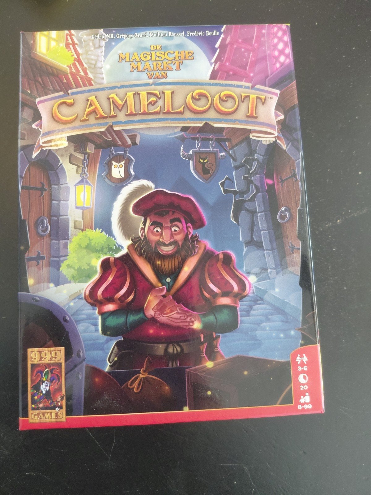 De Magische Markt van Camelot - Bordspel (999 Games), Vijf spelers of meer, Ophalen of Verzenden, Zo goed als nieuw, 999 Games