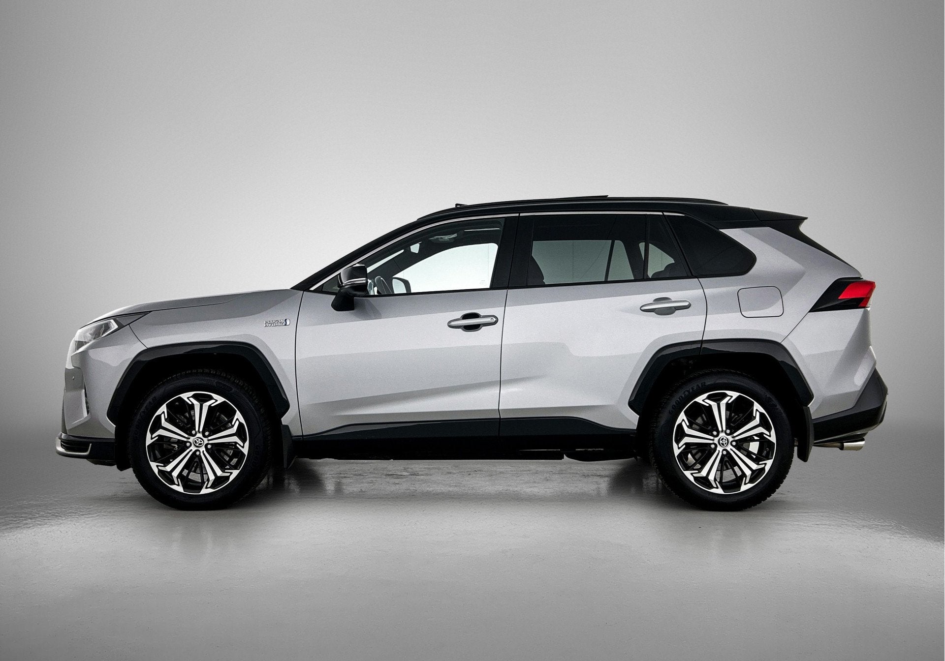 Toyota RAV4 2.5 Plug-in Hybrid AWD Bi-Tone Plus | Bearlock |, Automaat, Gebruikt, 4 cilinders, 120 €/maand