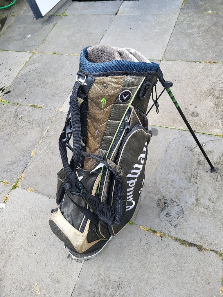 Foto 24 van Rechtshandige beginners golfset of oefenset voor op de baan