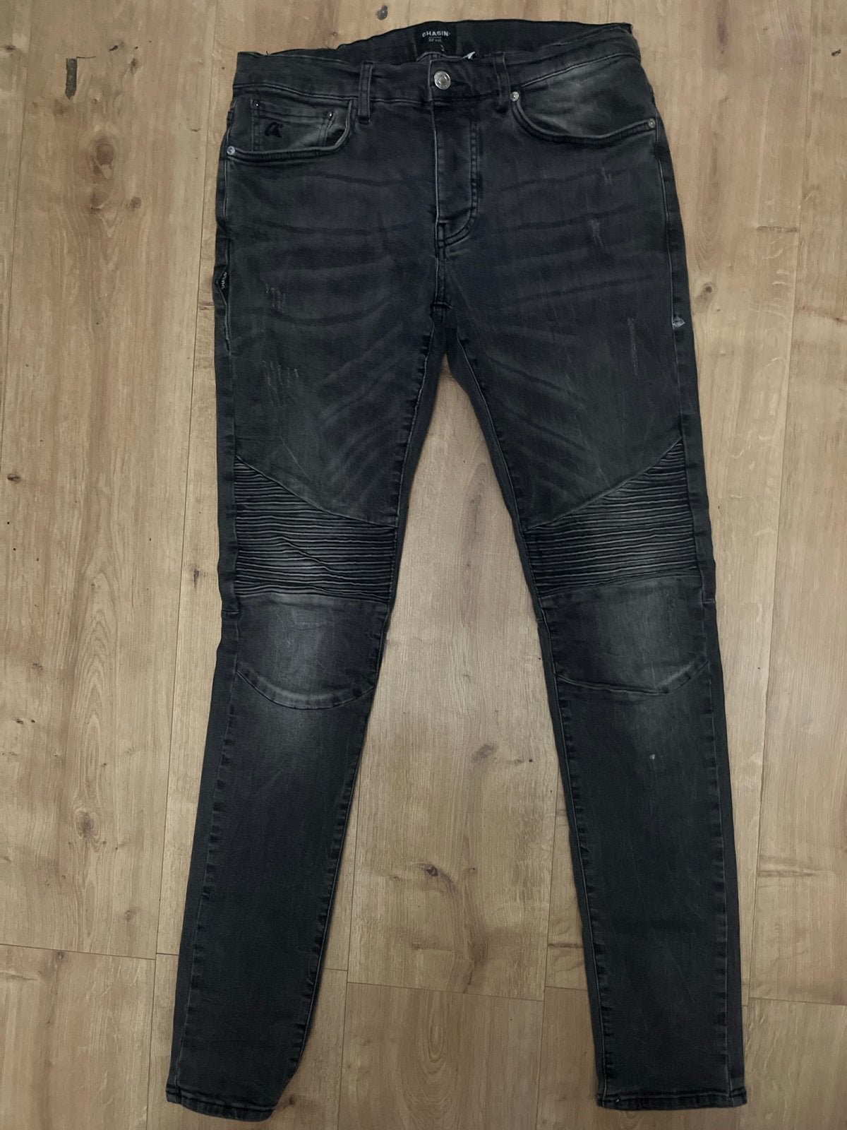 Zwarte biker jeans - Zo goed als nieuw, Ophalen of Verzenden, Zo goed als nieuw, Zwart, W32 (confectie 46) of kleiner