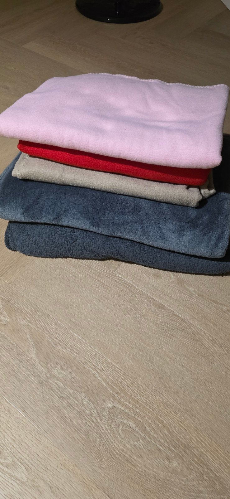 Set van 5 zachte fleece dekens in diverse kleuren, Ophalen, Overige merken, Gebruikt, Meerkleurig